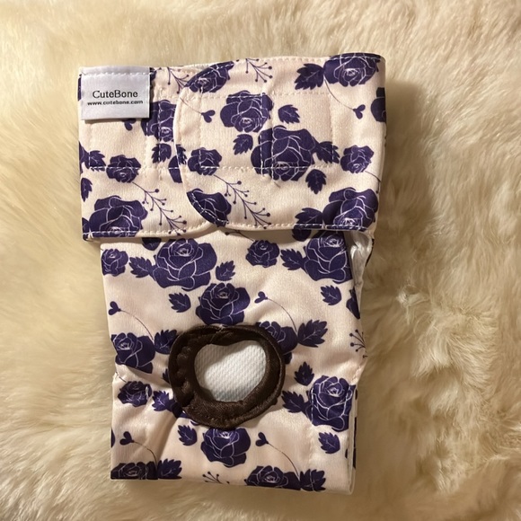 Reusable Doggy Diapers (for dogs under 15lbs) by CuteBone - Picture 4 of 12